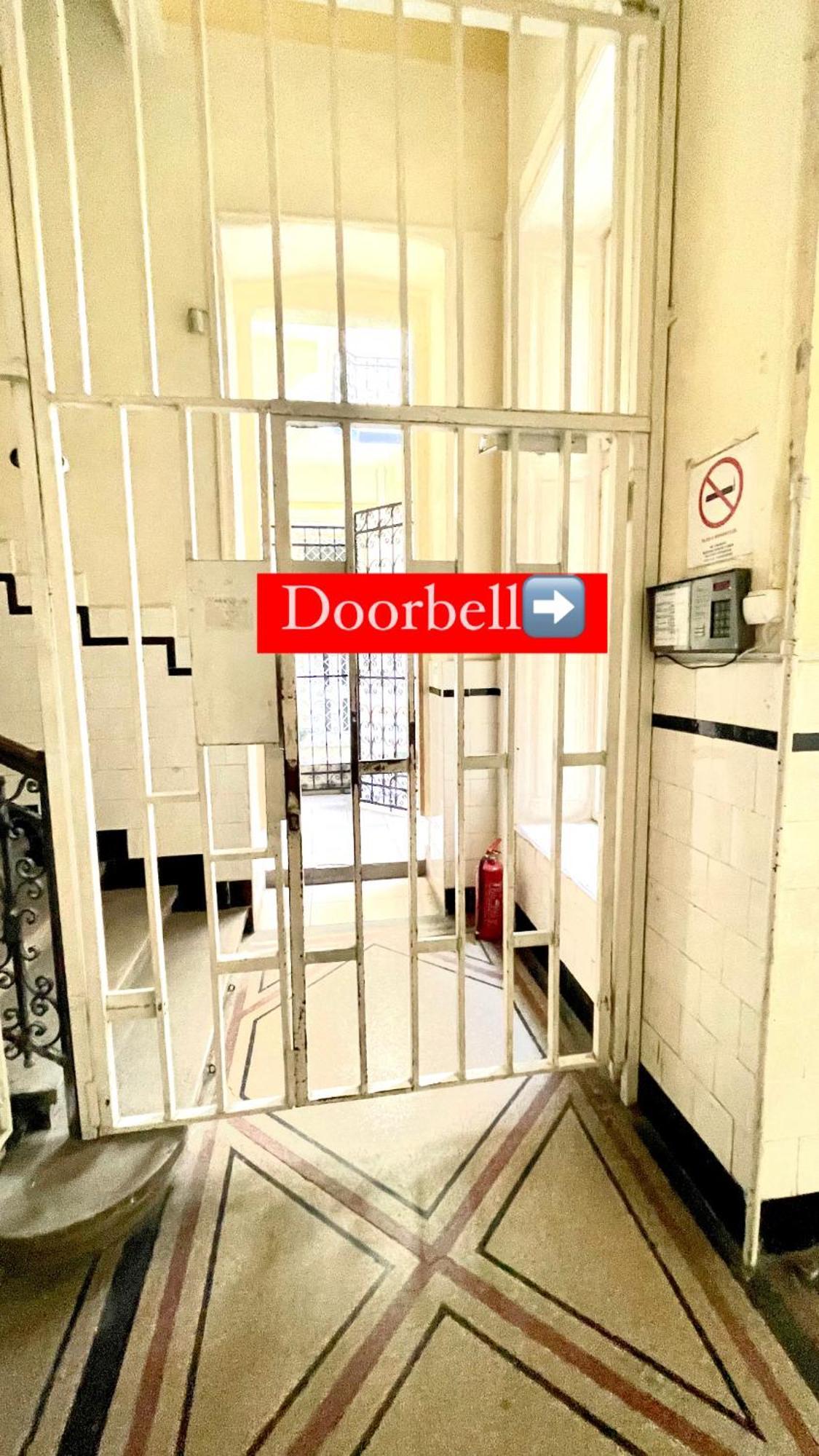 Amazing Swedish 3 Rooms Apartment In The City Center Budapest Eksteriør billede
