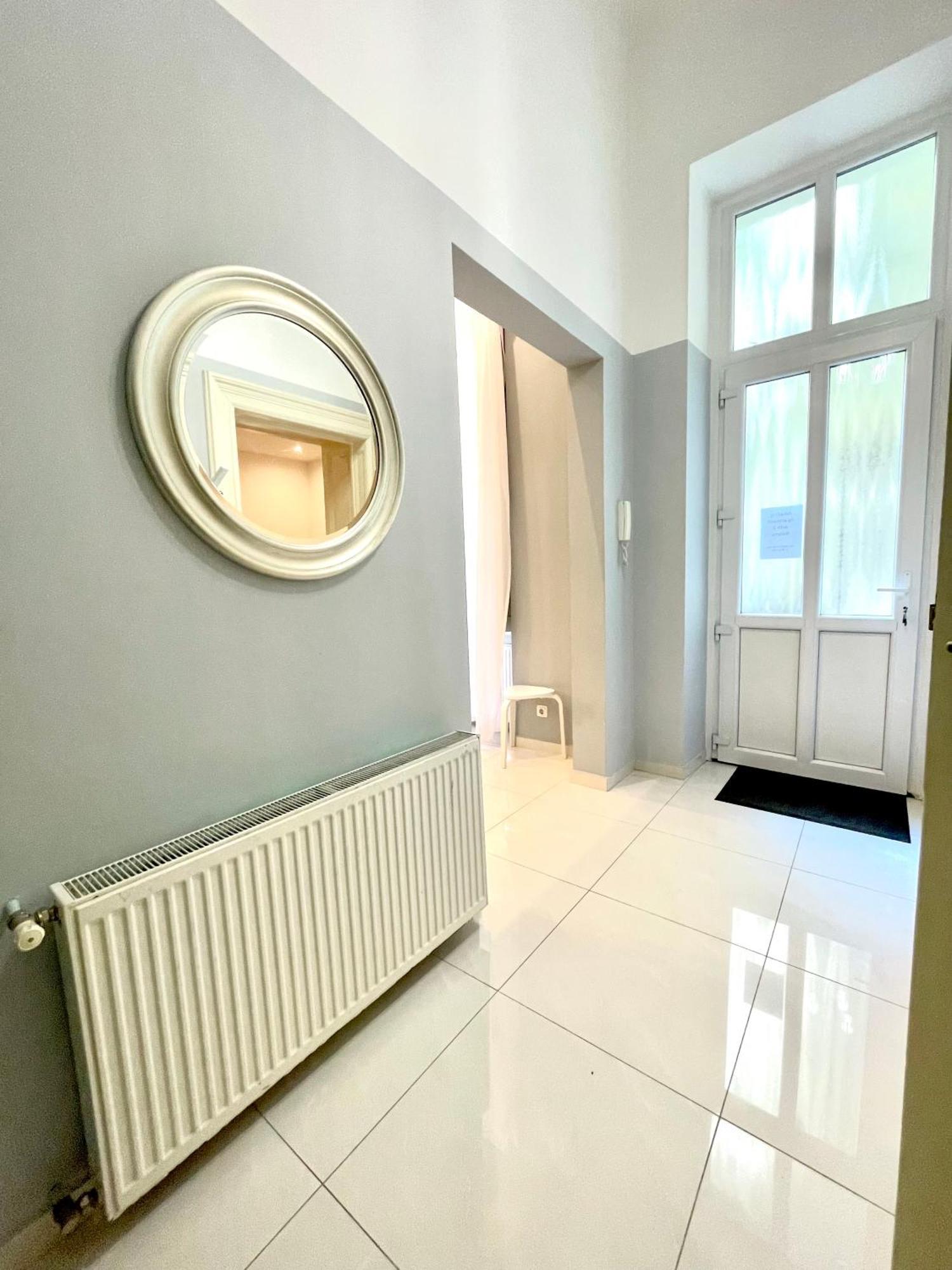 Amazing Swedish 3 Rooms Apartment In The City Center Budapest Eksteriør billede